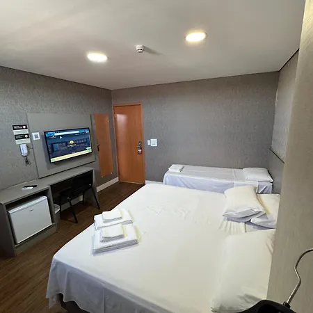 Florida Mall & Suites Limeira Quarto foto