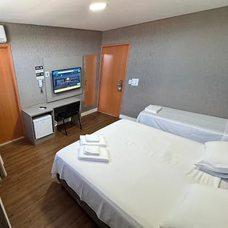 Florida Mall & Suites Limeira Quarto foto